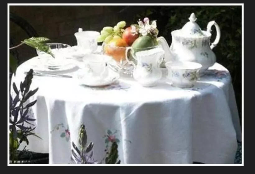 ベッドアンドブレックファースト The Old Bookshop