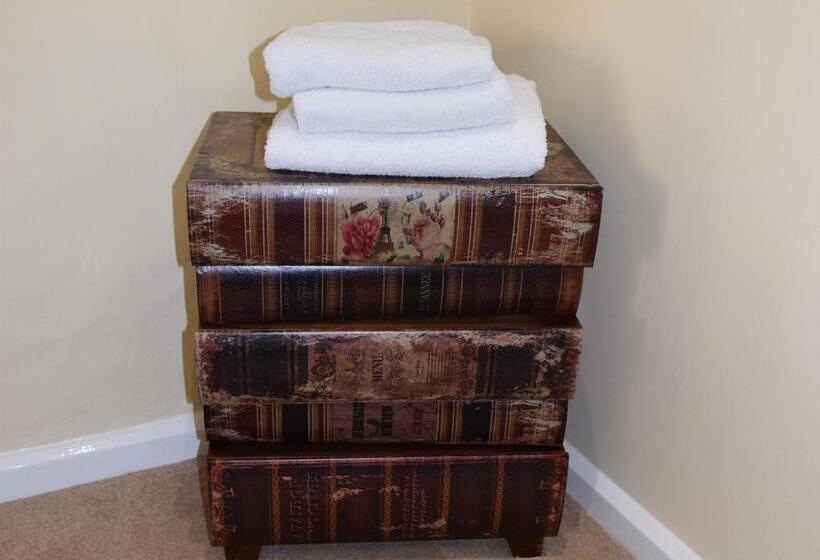 Bed and Breakfast The Old Bookshop