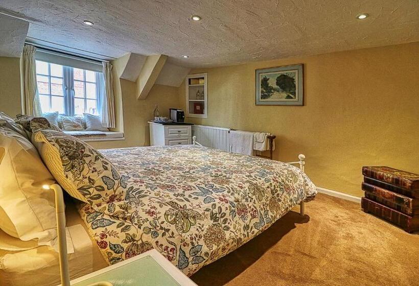 Bed and Breakfast The Old Bookshop