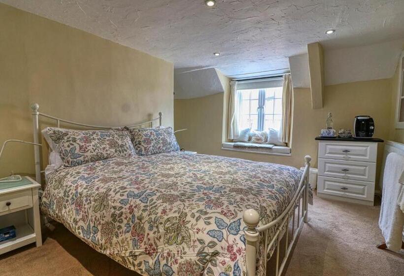 Bed and Breakfast The Old Bookshop