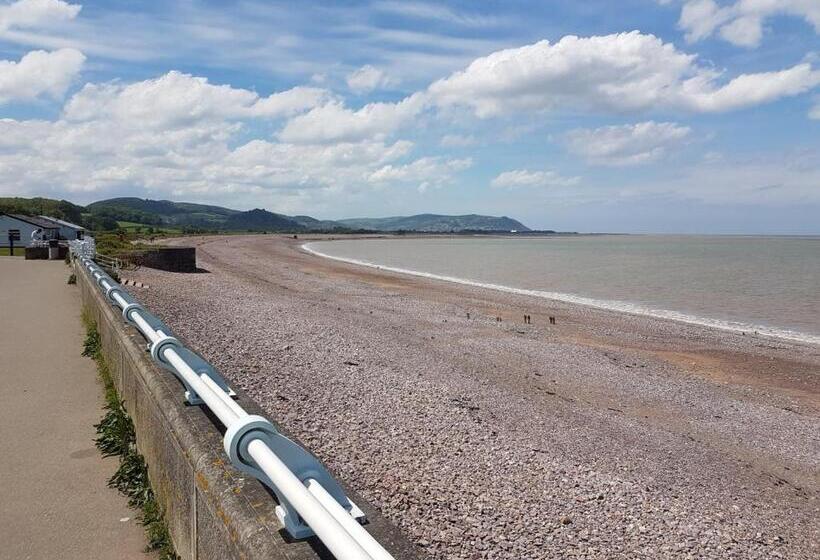 Bed and Breakfast The Old Bookshop