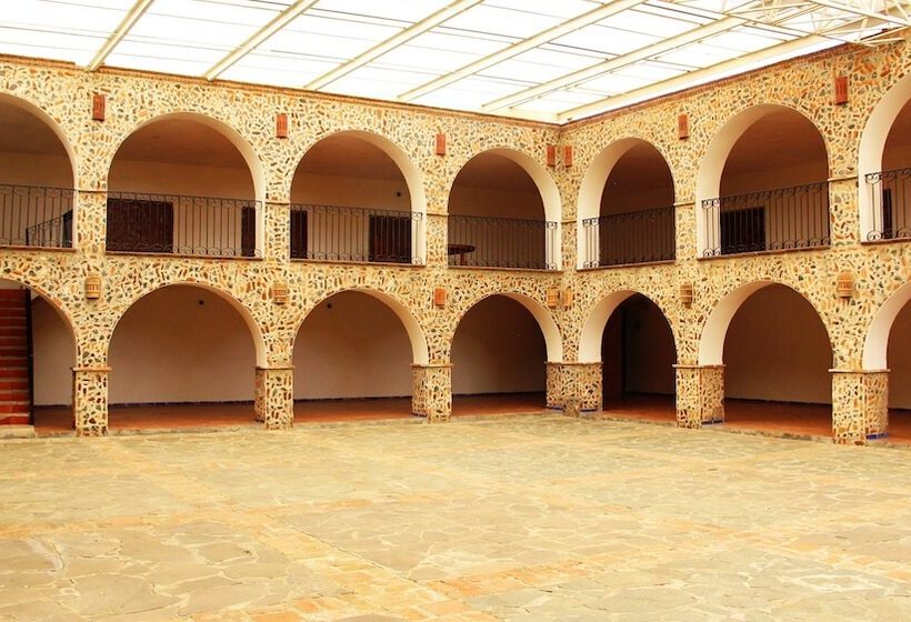 Отель El Cristo