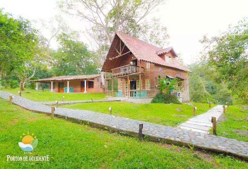 Hotelli Porton De Occidente