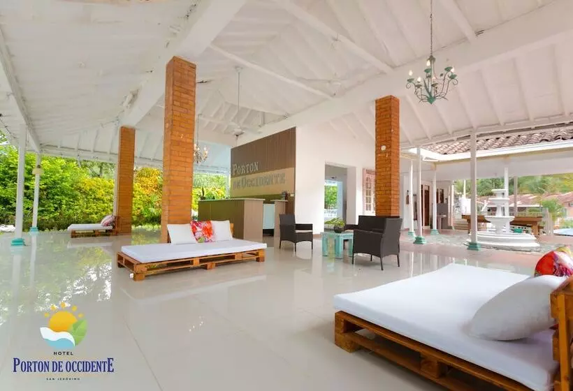 Hotelli Porton De Occidente