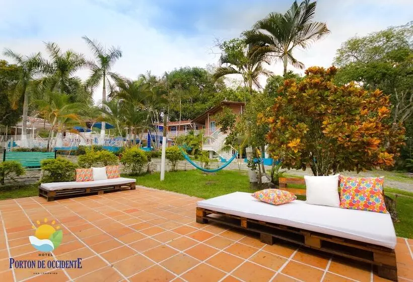 Hotelli Porton De Occidente