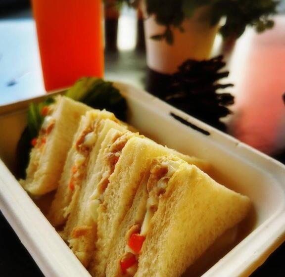 The Guest Hotel Krabi