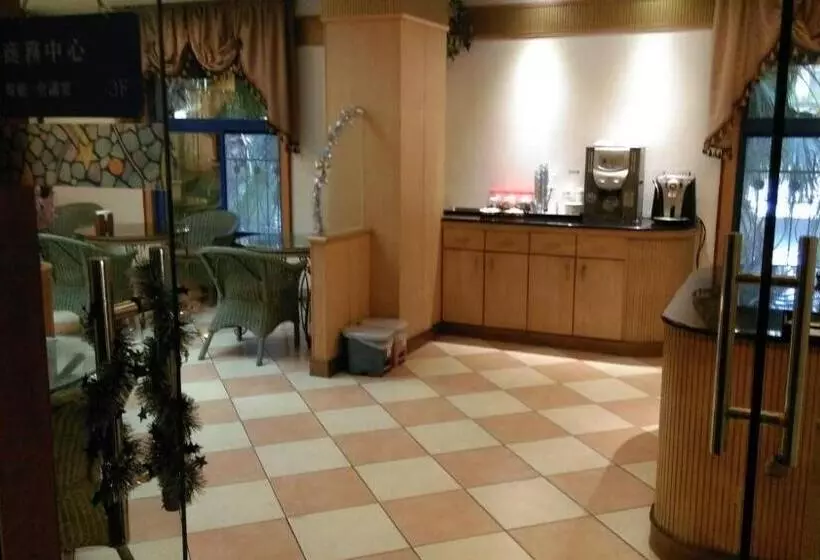 Lestar Motel