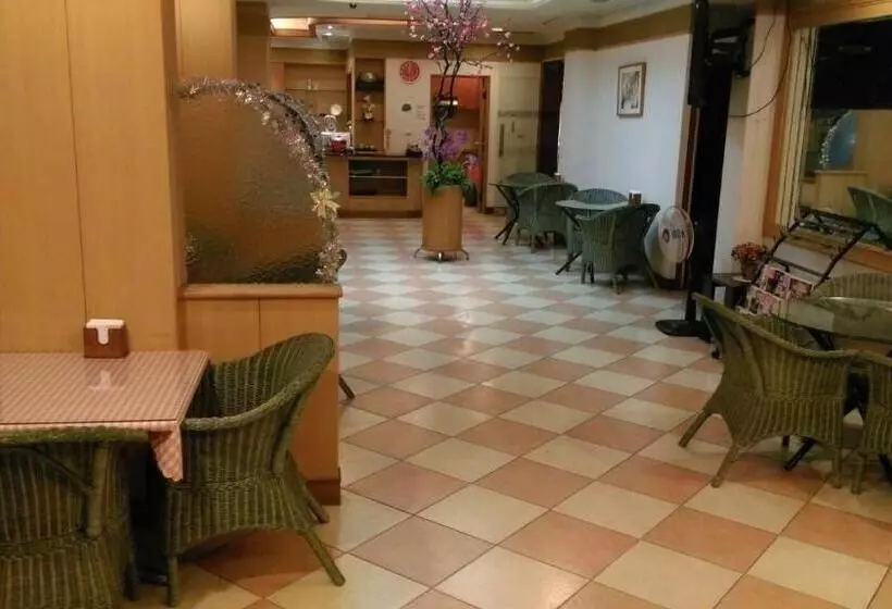 Lestar Motel