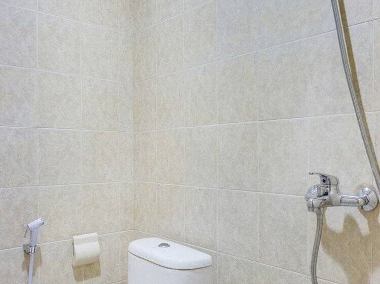 Мотель Spot On 2214 Wisma Jampea