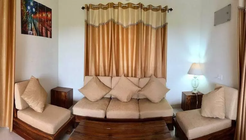 Resort Monarch Suites