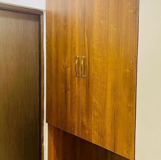 אתר נופש Monarch Suites