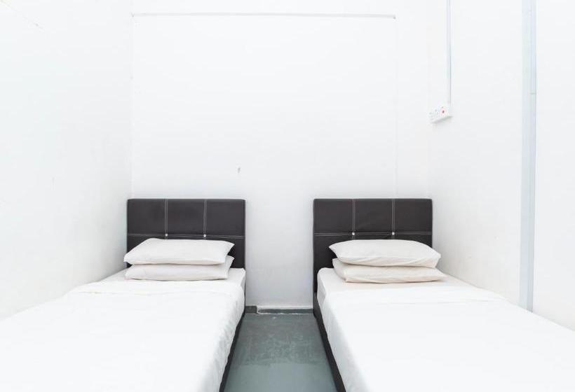 Hospedaria Spot On 89834 Blue District Backpackers