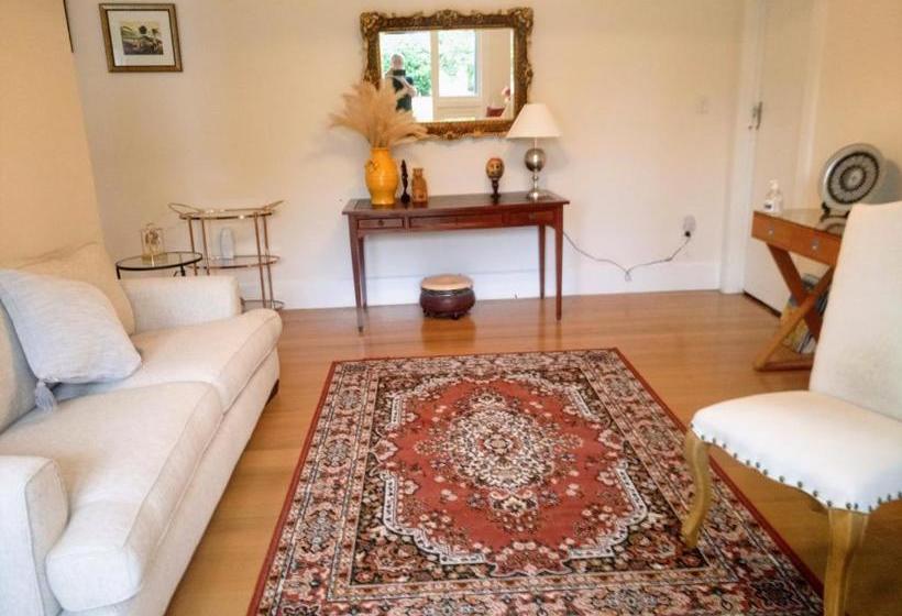 ベッドアンドブレックファースト Irongate Retreat