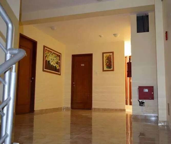 هتل Central