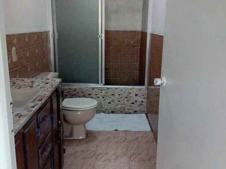 هتل El Mesón, Guatemala