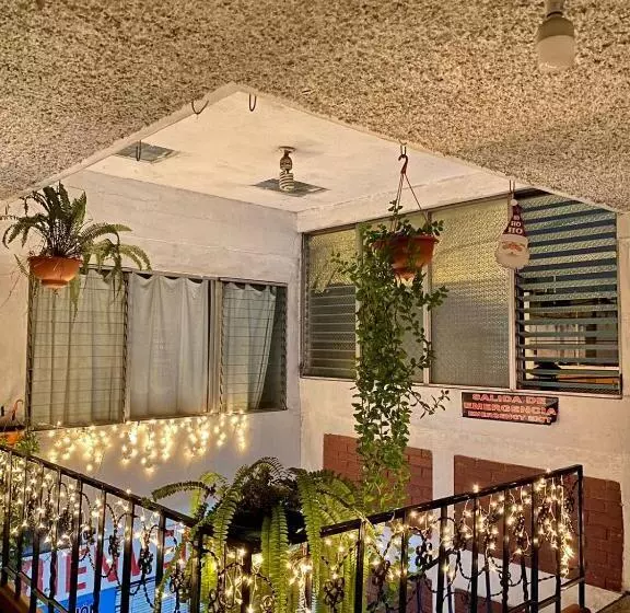 هتل El Mesón, Guatemala