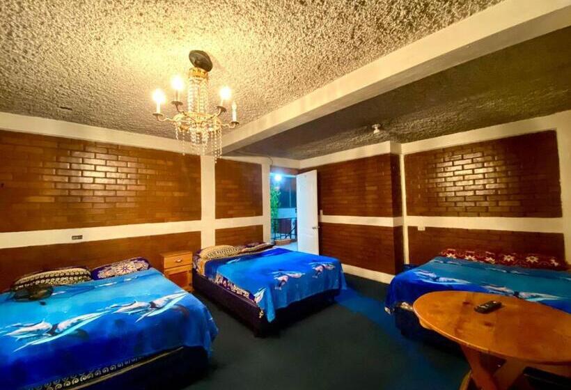 هتل El Mesón, Guatemala