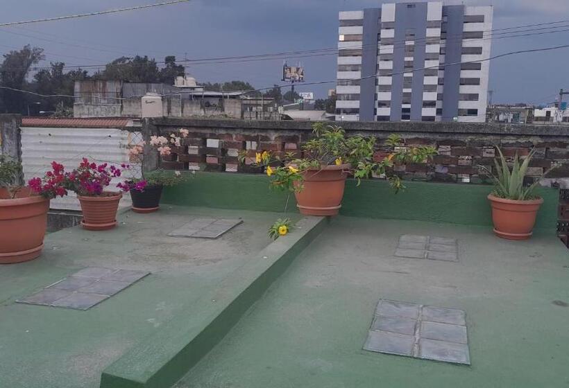 هتل El Mesón, Guatemala