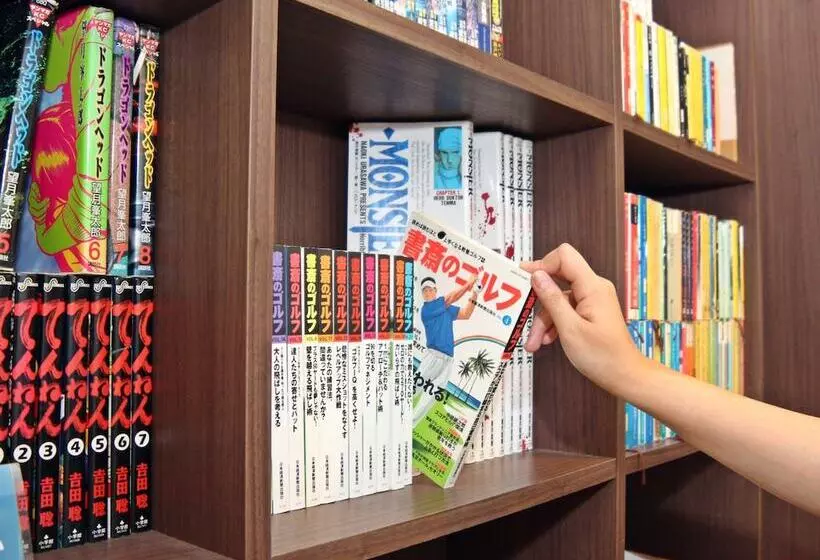 Hotel Sancrest Residence Deltamas