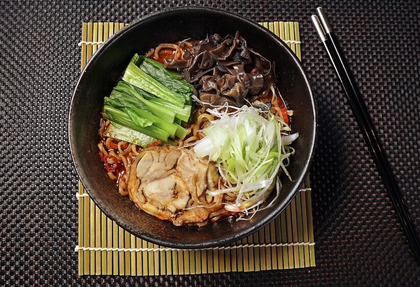 Hotel Sancrest Residence Deltamas