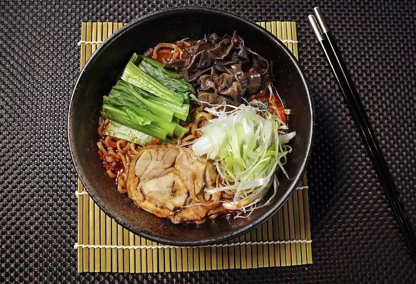 Hotel Sancrest Residence Deltamas