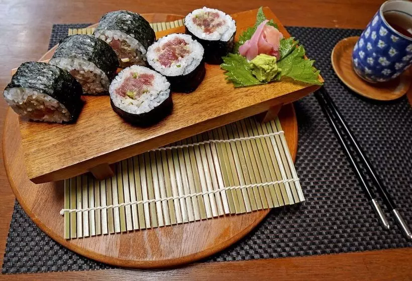 Hotel Sancrest Residence Deltamas