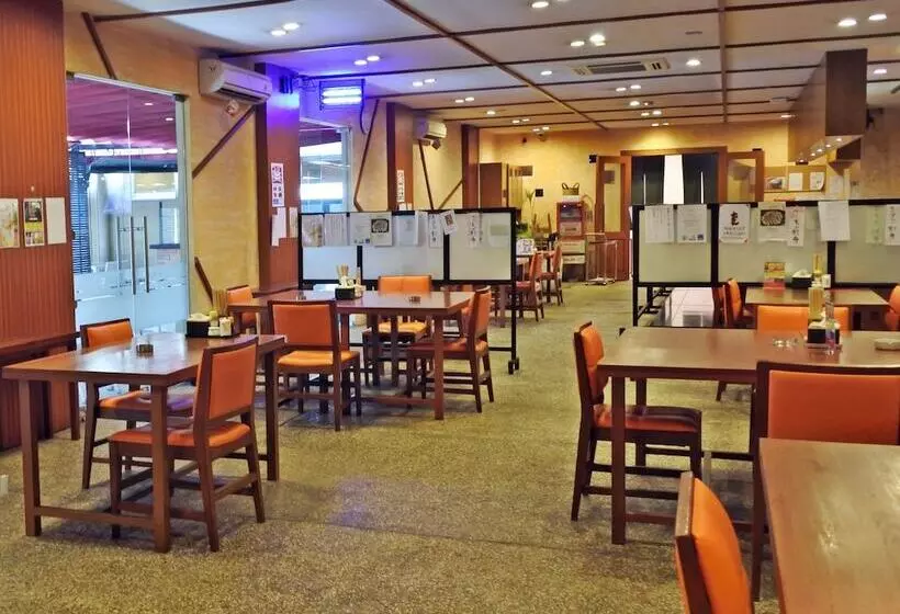 Hotel Sancrest Residence Deltamas