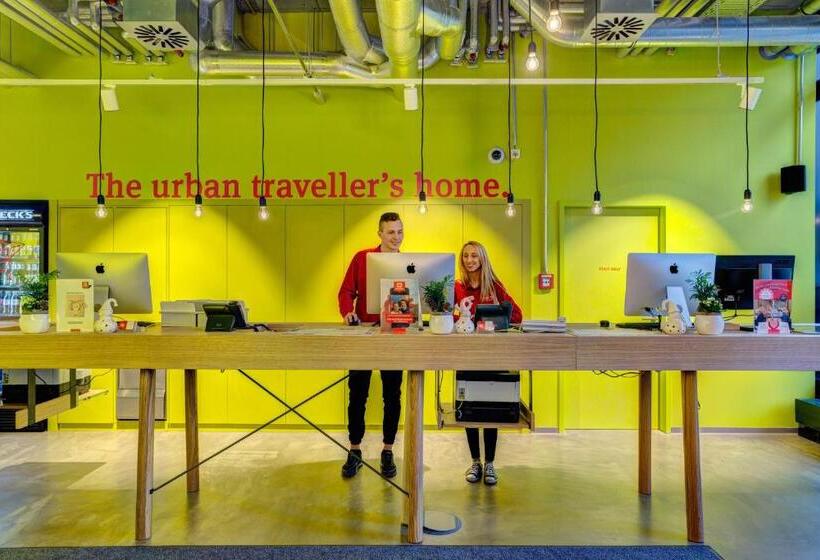 Meininger Hotel Berlin East Side Gallery