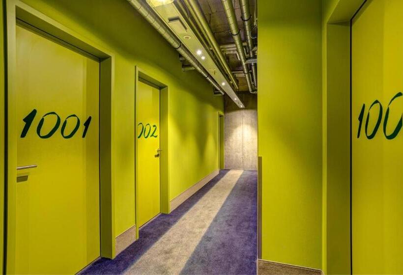 Meininger Hotel Berlin East Side Gallery