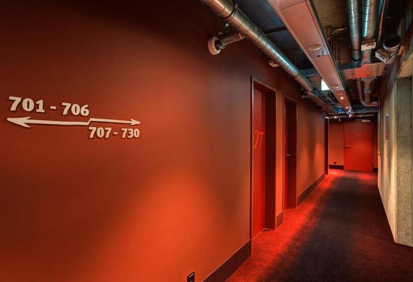 Meininger Hotel Berlin East Side Gallery