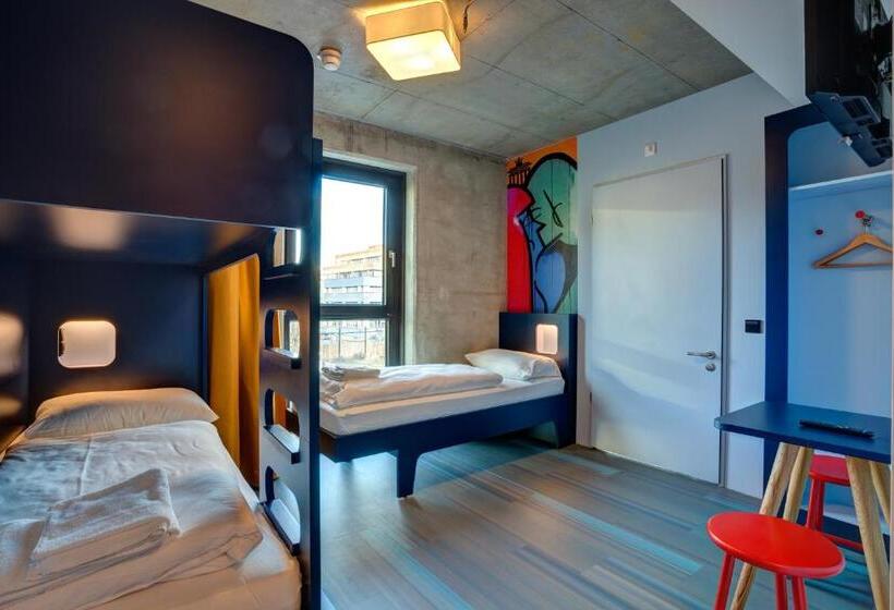 Meininger Hotel Berlin East Side Gallery