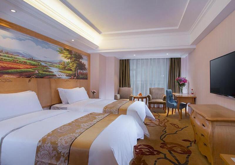 Vienna Hotel Chengdu Dafeng Subway Station