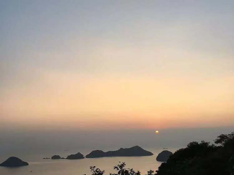 Catba Cannon Fort Hotel & Spa
