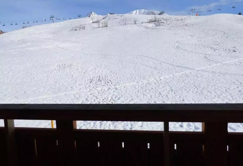 هتل Les Flocons
