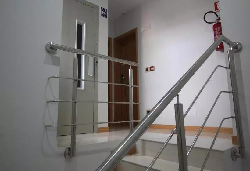 هتل Morenos Boutique