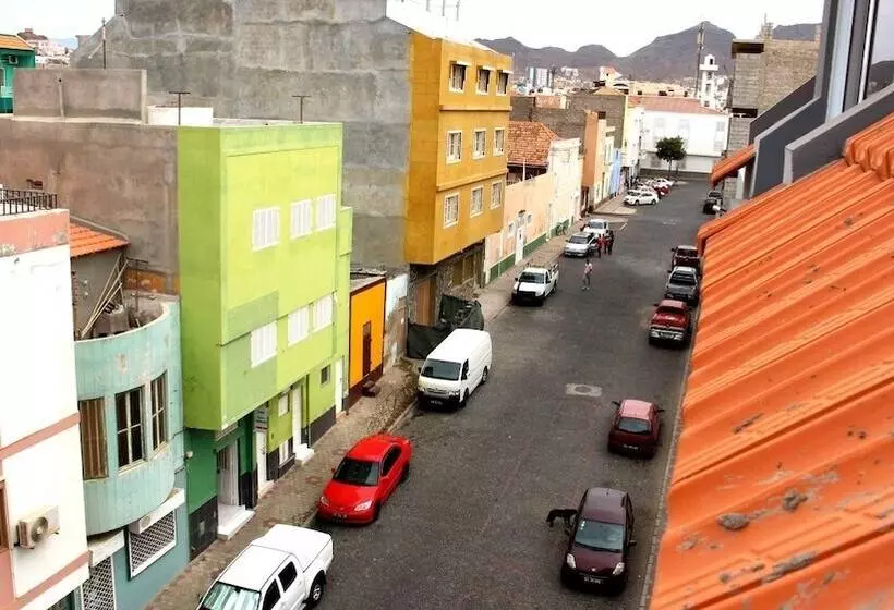 هتل Morenos Boutique