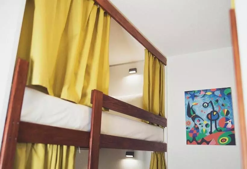 ユースホステル Art 4 You Cascais Suites
