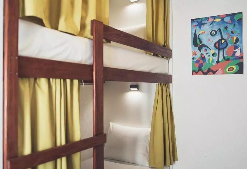 ユースホステル Art 4 You Cascais Suites