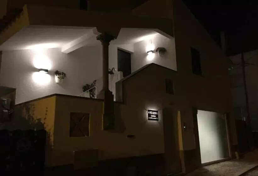 ユースホステル Art 4 You Cascais Suites