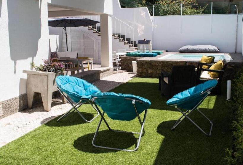 ユースホステル Art 4 You Cascais Suites