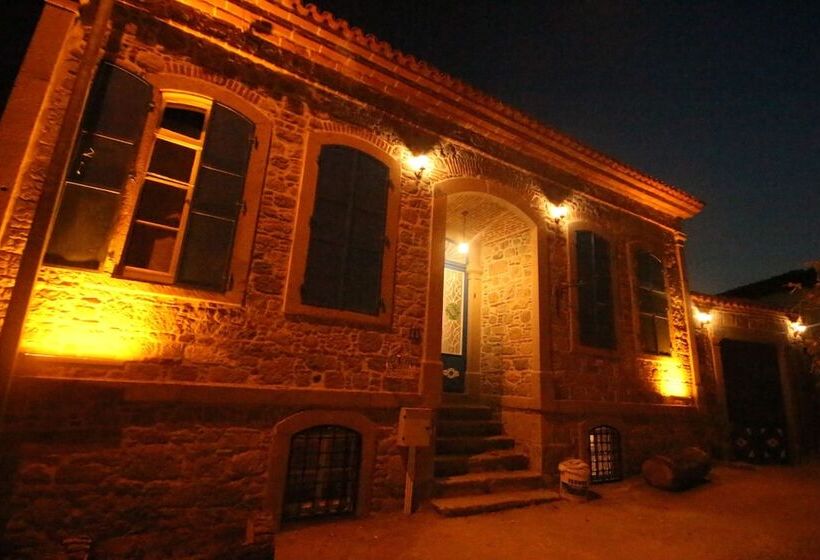 فندق Bergama Tas Konak