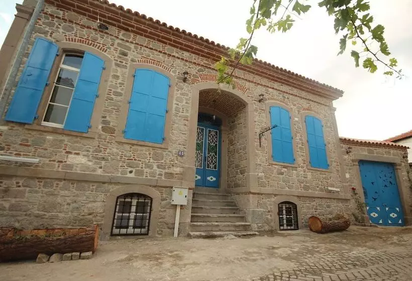 Hotelli Bergama Tas Konak