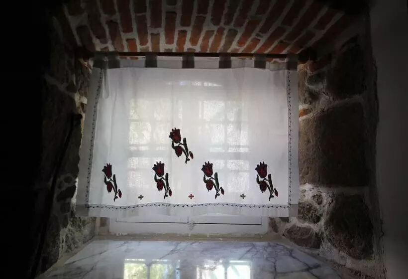 Hotelli Bergama Tas Konak