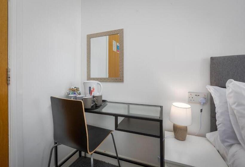 Mojitos Group Hotel Blackpool