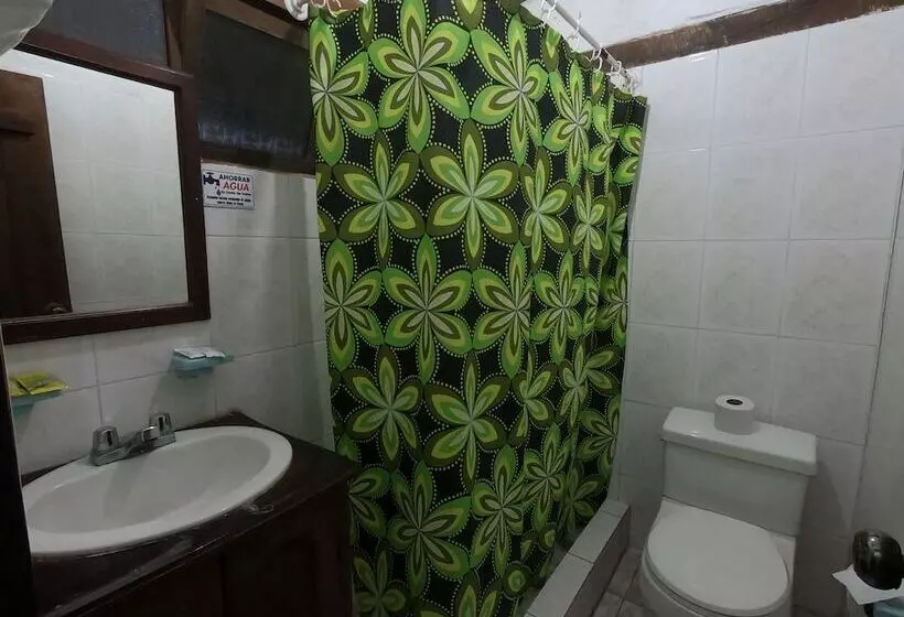 هتل Hostal Inti Luna