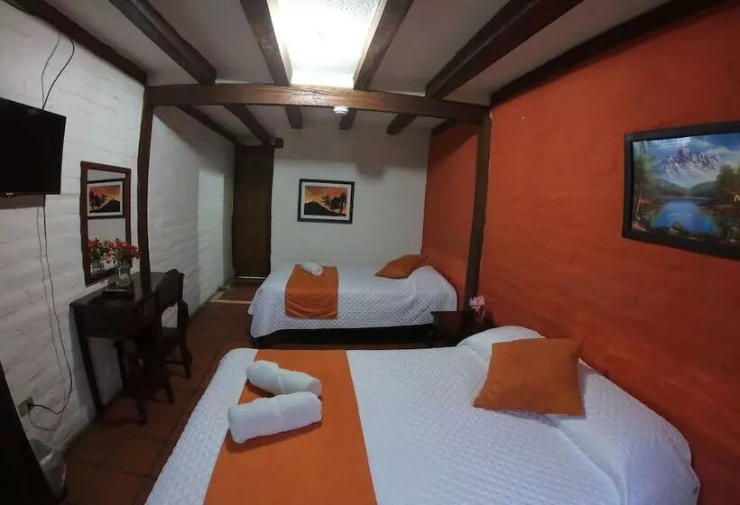هتل Hostal Inti Luna