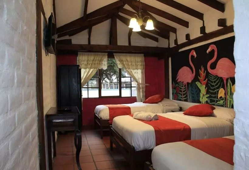 هتل Hostal Inti Luna