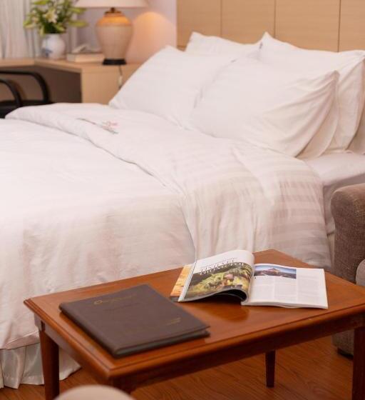 هتل Oriental Palace