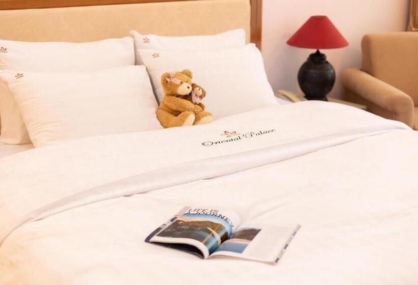 هتل Oriental Palace