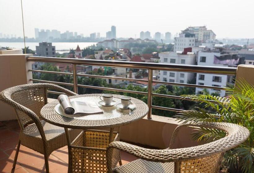 هتل Oriental Palace